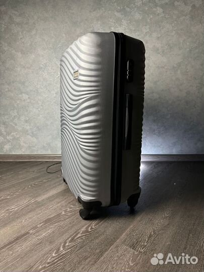 Чемодан на колесах
