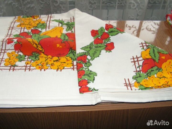 Скатерть с салфетками