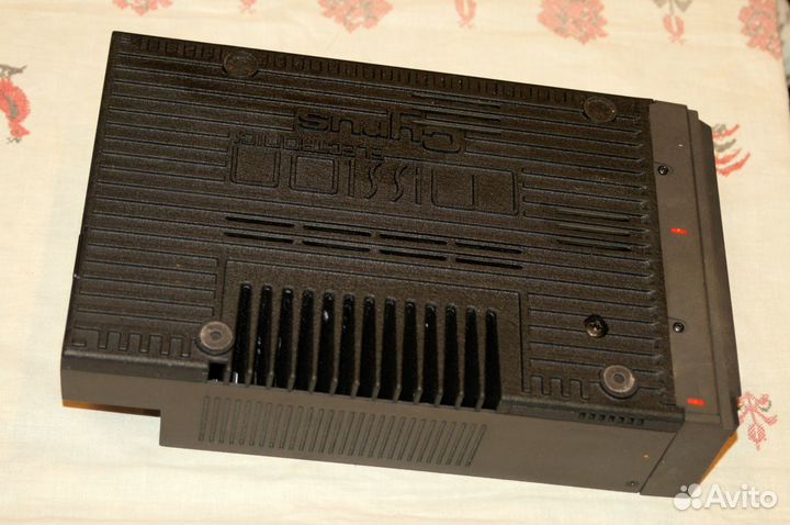 Cyrus Two Англия Grundig SV-1000 Германия