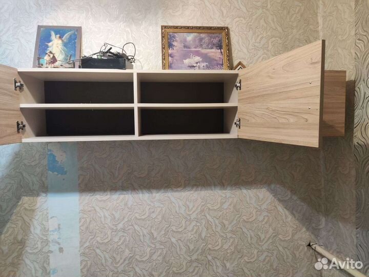 Полка настенная