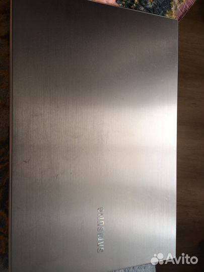 Ноутбук Samsung np300v5a
