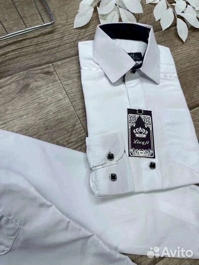 Новые рубашки для мальчиков 116, 134