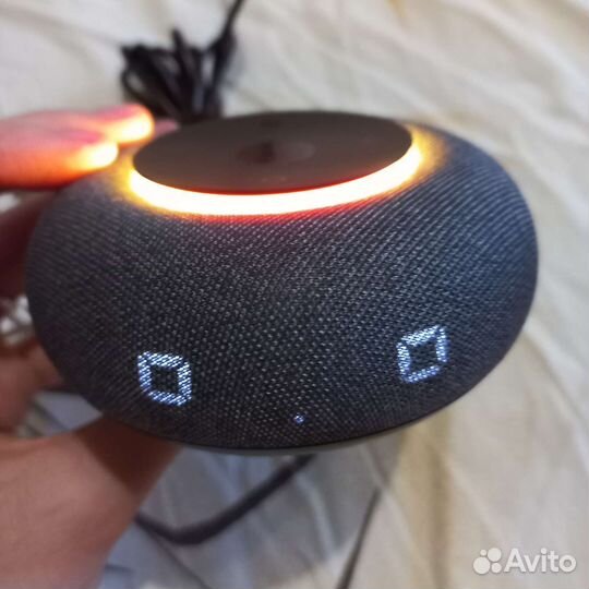 Маруся. Умная колонка VK Капсула Мини