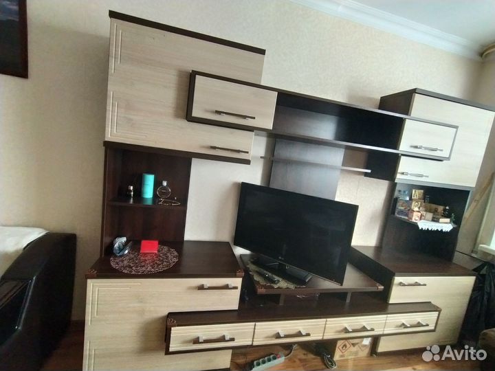 Стенка в гостиную