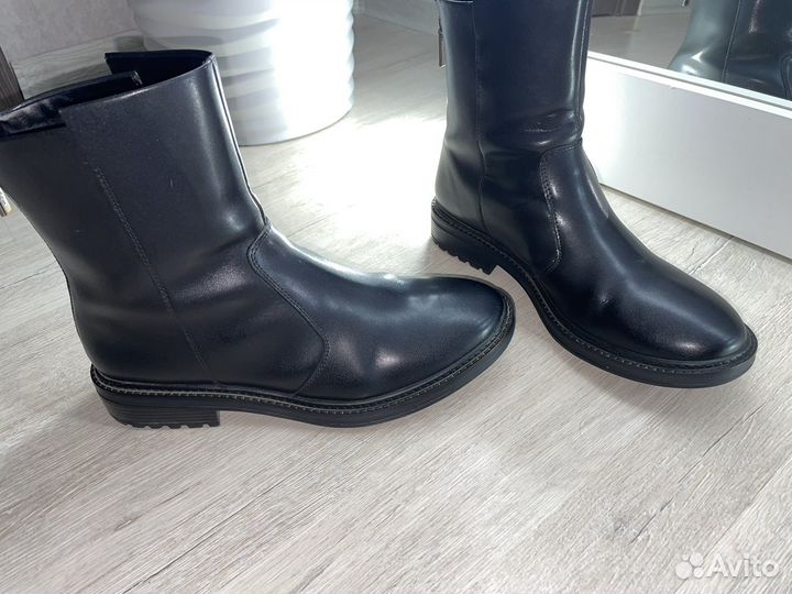 Ботинки женские