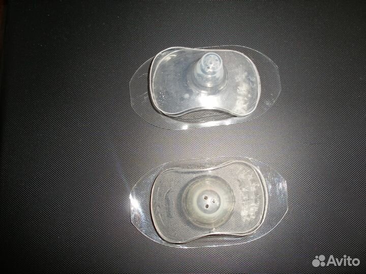 Продам две пары накладок на соски авент