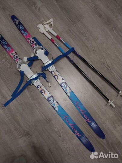 Лыжи беговые детские 110 см