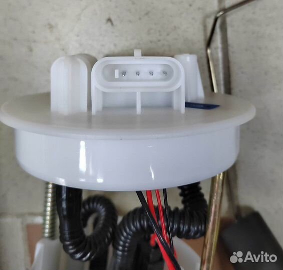 Насос топливный Chery Amulet Новый