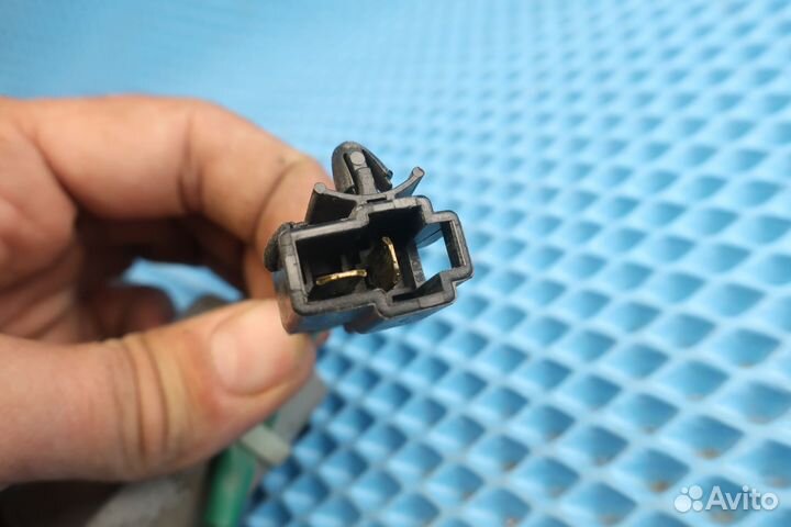 Стеклоподъемник передний правый Daewoo Matiz