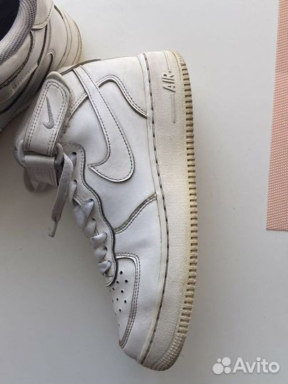 Кроссовки Nike Air Force 1 Mid