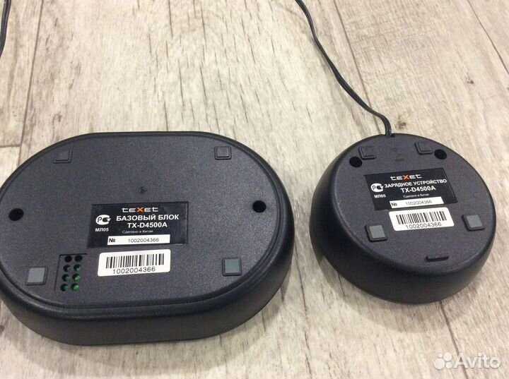 2 телефона беспроводные