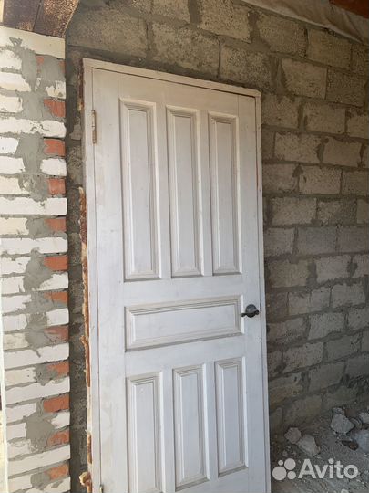 Двери деревянные
