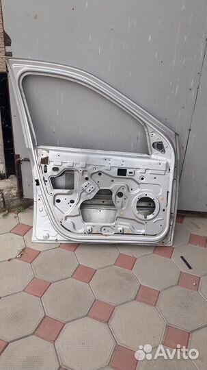 Дверь ларгус