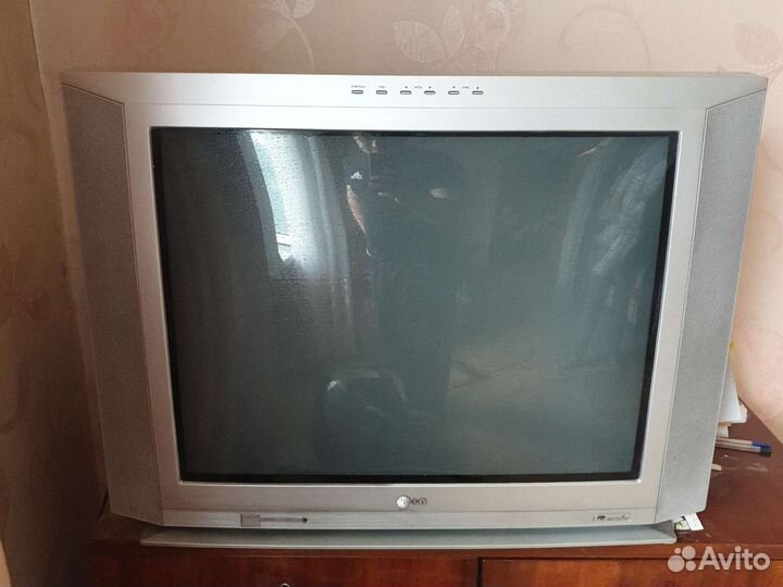 Телевизор бу LG