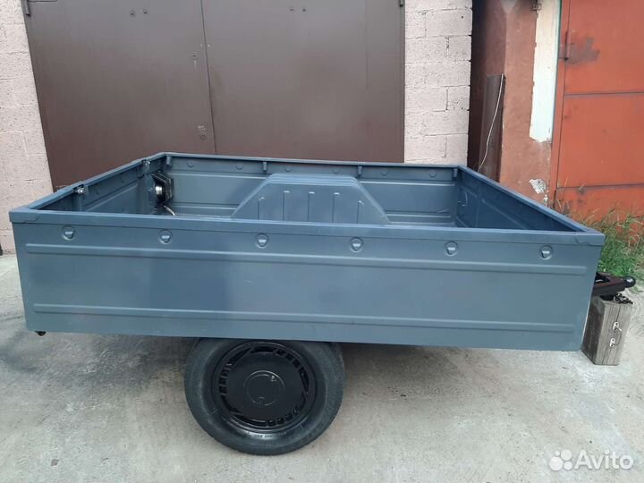 Прицеп на легковой автомобиль