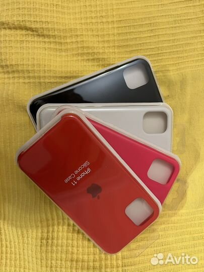 Чехол на iPhone 11