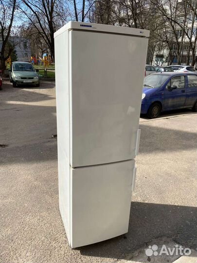 Полки, ящики для холодильника Liebherr CU 30210