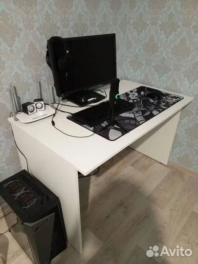Компьютерный стол бу