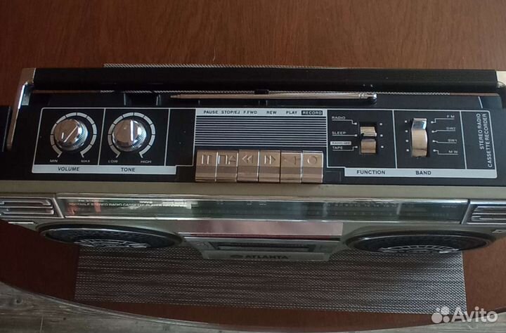 Магнитолла 