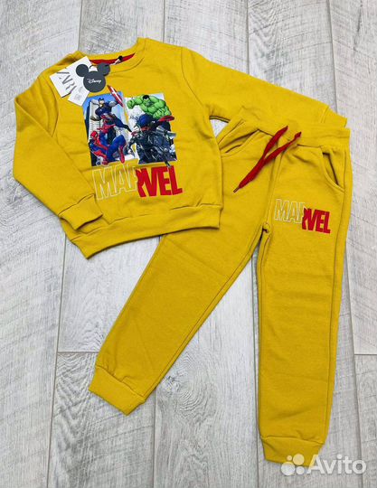 Костюм Zara на флисе Марвел