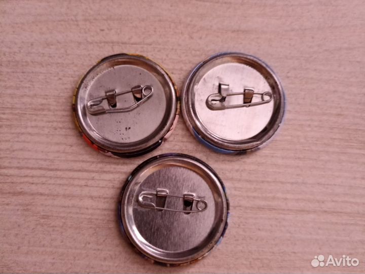 Аниме значки