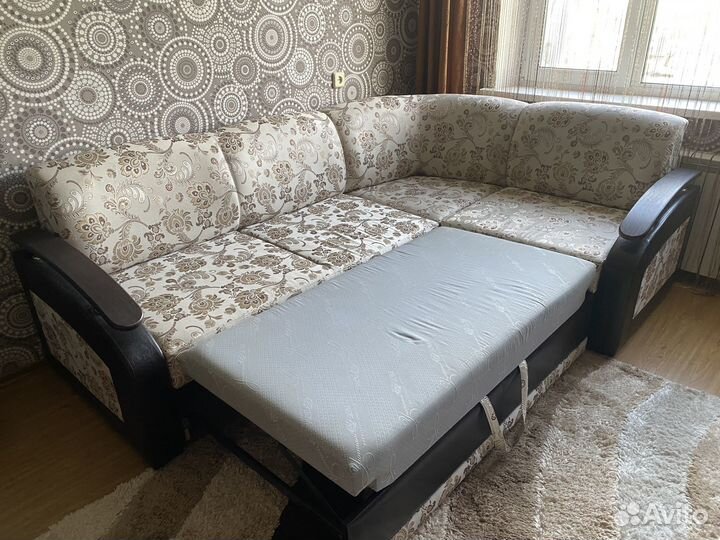 Угловой диван