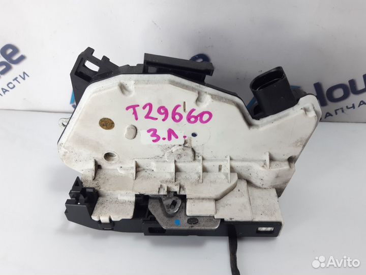 Замок двери задний левый Volkswagen Tiguan 2.0TDI