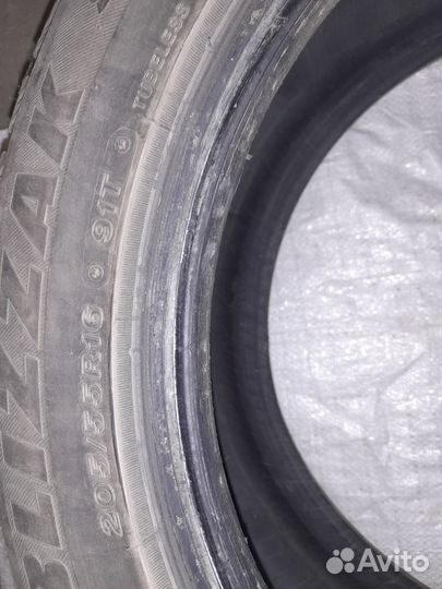 Bridgestone Blizzak Spike-01 205/55 R16 91T