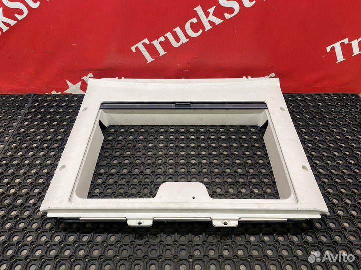 Рамка люка 2023г Foton Auman