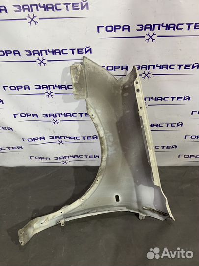 Крыло Nissan Qashqai 2008, правое переднее J10