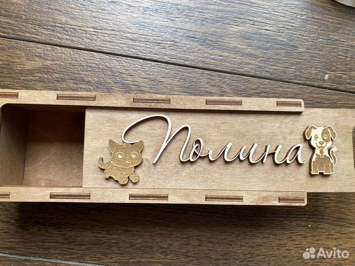 Именные карандашницы из дерева