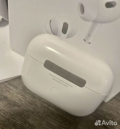 Беспроводные наушники новые