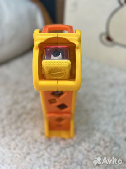 Жираф fisher price