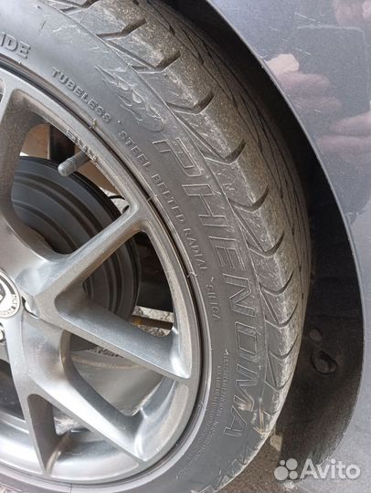 Lassa Phenoma 215/45 R17