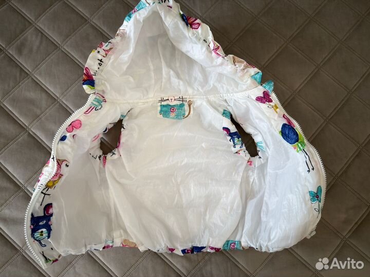 Безрукавка для девочки