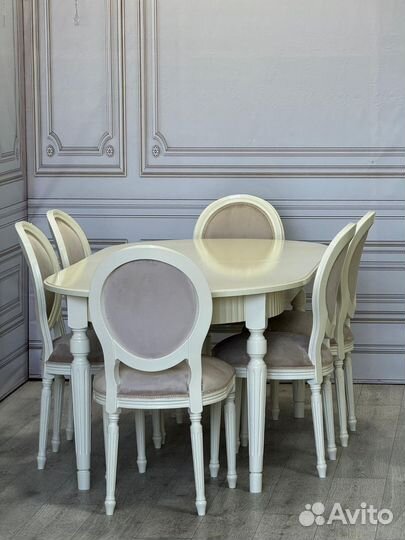 Комплект стол и стулья