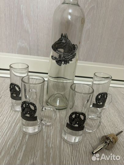 Графин с рюмками - подарочный набор