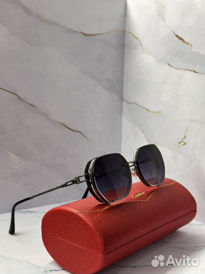 Солнцезащитные очки женские Cartier