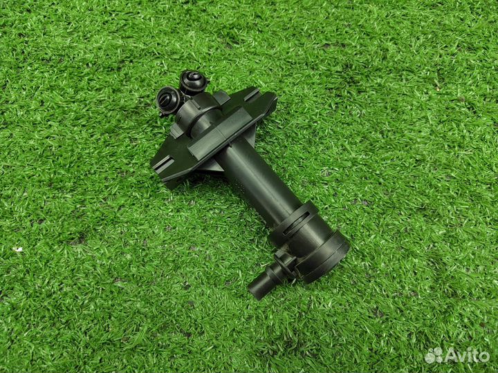 Форсунки омывателя фар правая Audi Q3 8U VAG