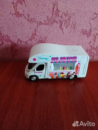 Машинки для мальчиков Hot Wheels