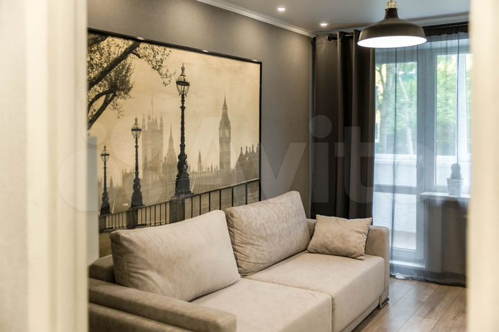 2-к. квартира, 52 м², 2/5 эт.