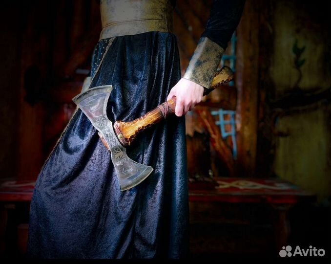 Топор кованый двусторонний походный