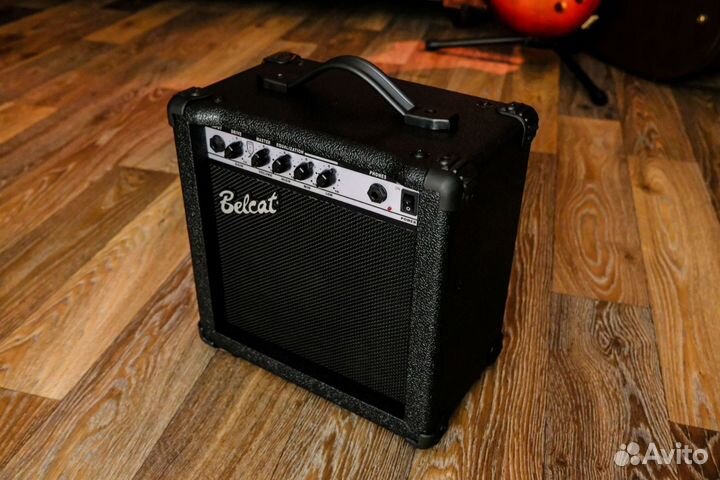 Комбоусилитель Belcat + аксессуары