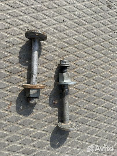 Болт крепления переднего рычага dodge ram 5gen