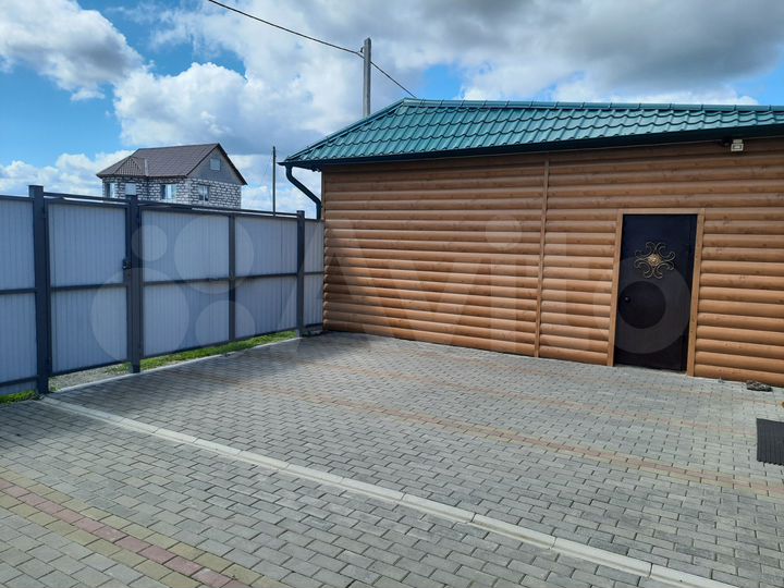 Дом 350 м² на участке 15 сот.