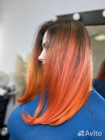 Модель на окрашивание волос