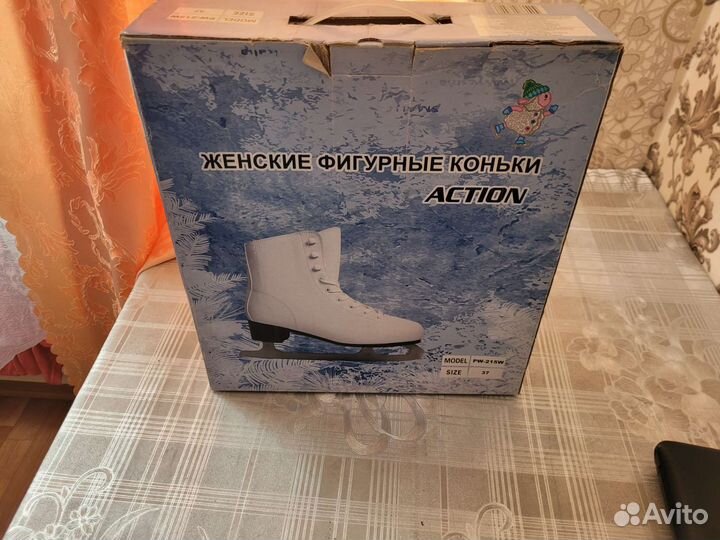 Коньки женские 37 размер