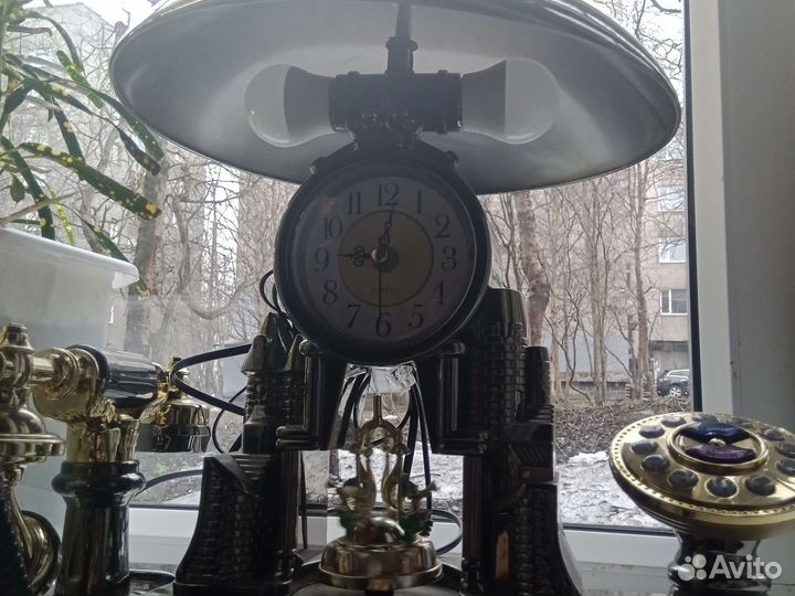 Часы стационарный телефон, ночник