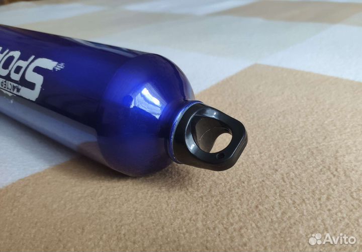 Спортивная металлическая фляга бутылка