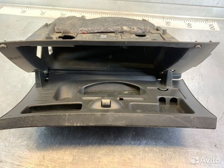 Бардачок Peugeot 308 4E 2007- 2011